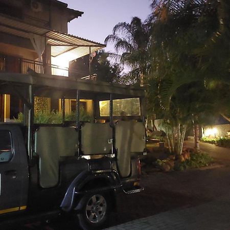 Meerkat Manor Komatipoort Bagian luar foto