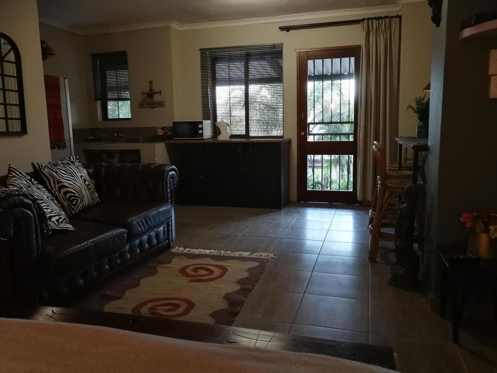 Meerkat Manor Komatipoort Ruang foto