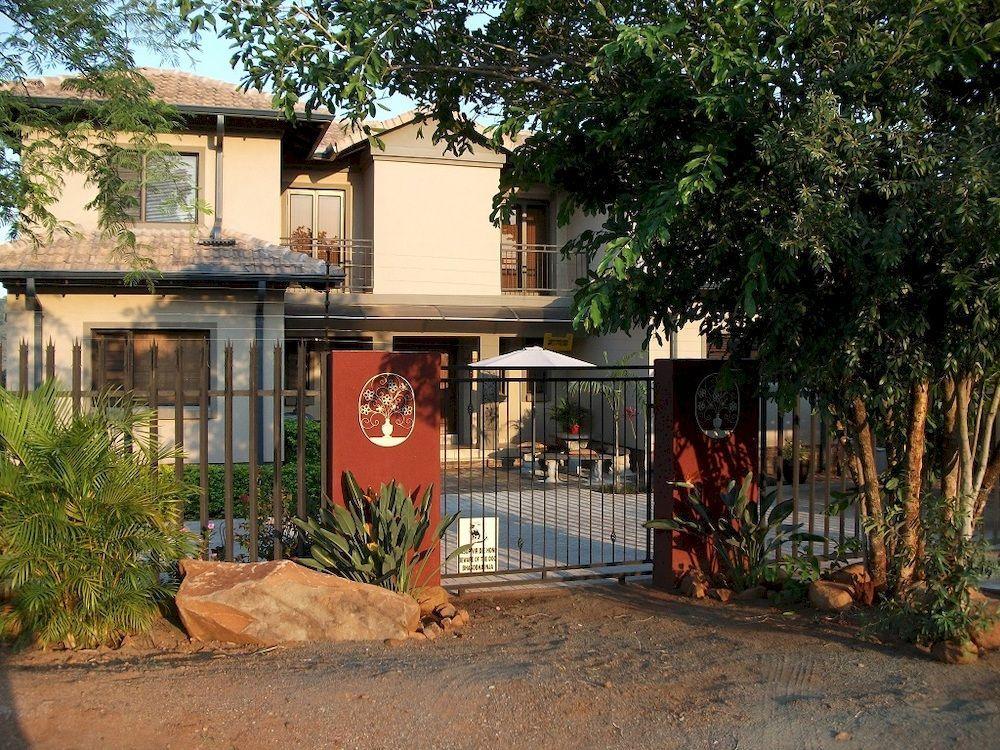 Meerkat Manor Komatipoort Bagian luar foto